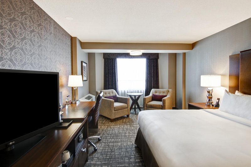 Doubletree By Hilton West Edmonton Gogo Worldwide Vacations - 