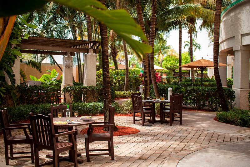 Courtyard Marriott Fort Lauderdale Airport & Cruise Port | GOGO ...