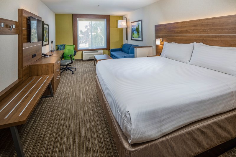 Holiday Inn Express Suites Modesto Salida Gogo Worldwide Vacations