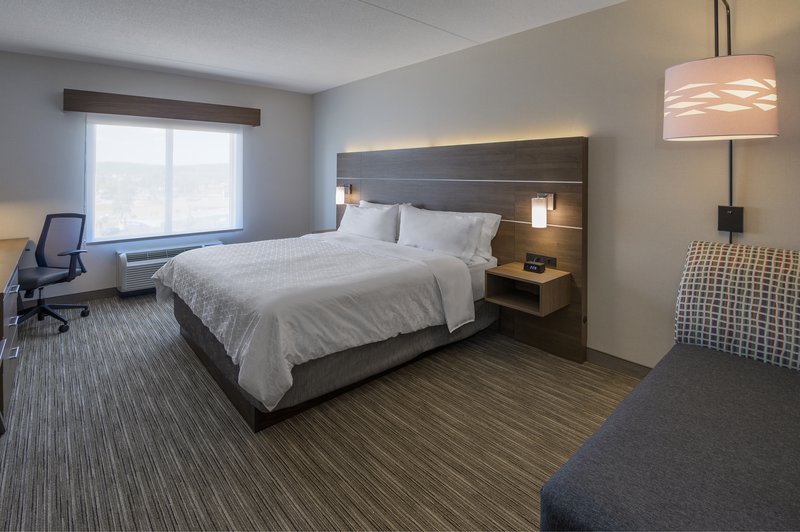 Holiday Inn Express Suites North Bay Gogo Worldwide Vacations